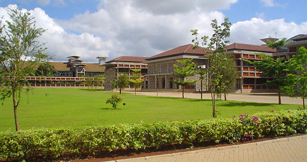 Nyota Patenschaften und das Schulsystem in Kenia